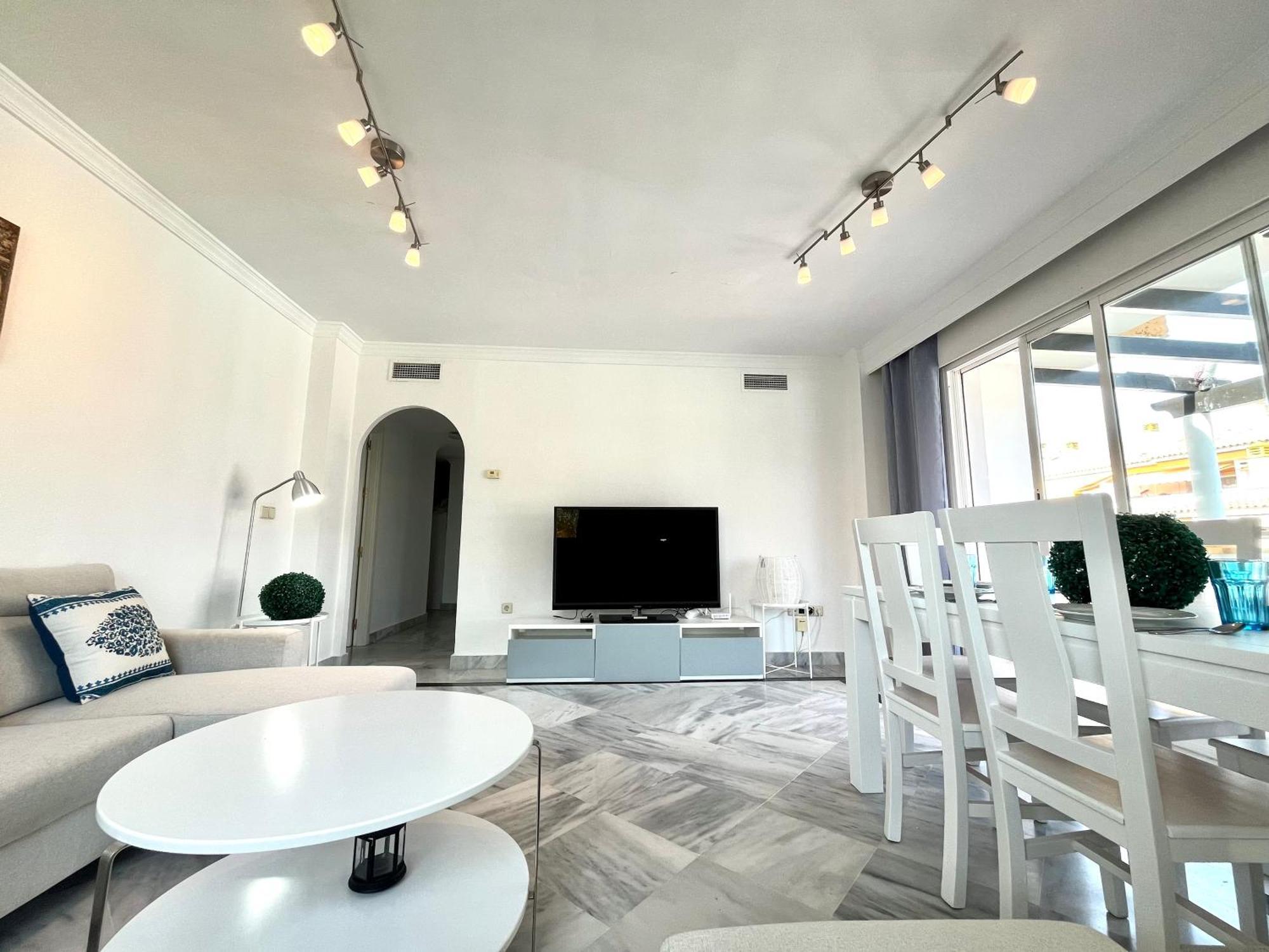 Lady Of The Night Apartment Marbella